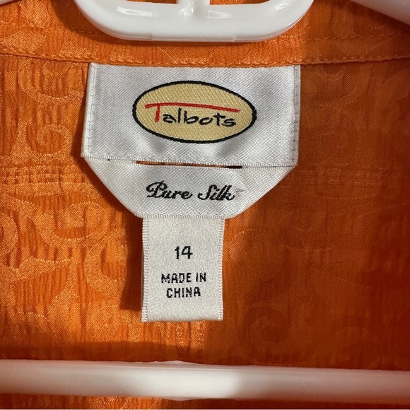 Talbots size 14 100% silk sleeveless top, orange, summer, lightweight, office - Picture 2 of 9